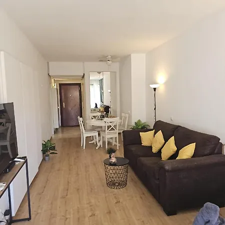 Tranquility Center By Namaste Elite Apartment
